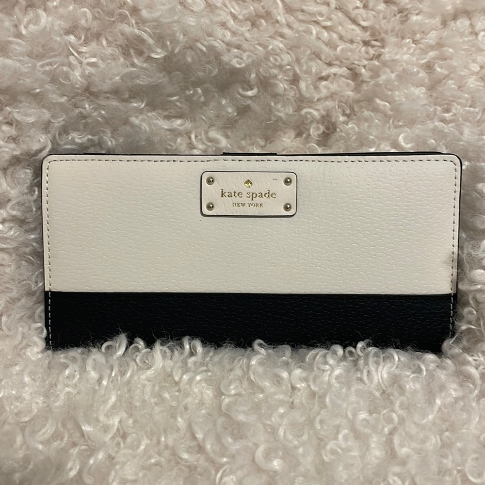 NWT Kate Spade Large Stacy Bi-Fold Wallet